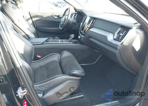 2019 Volvo Xc60 T5 R-Design from USA, damaged, VIN LYV102DM1KB202607